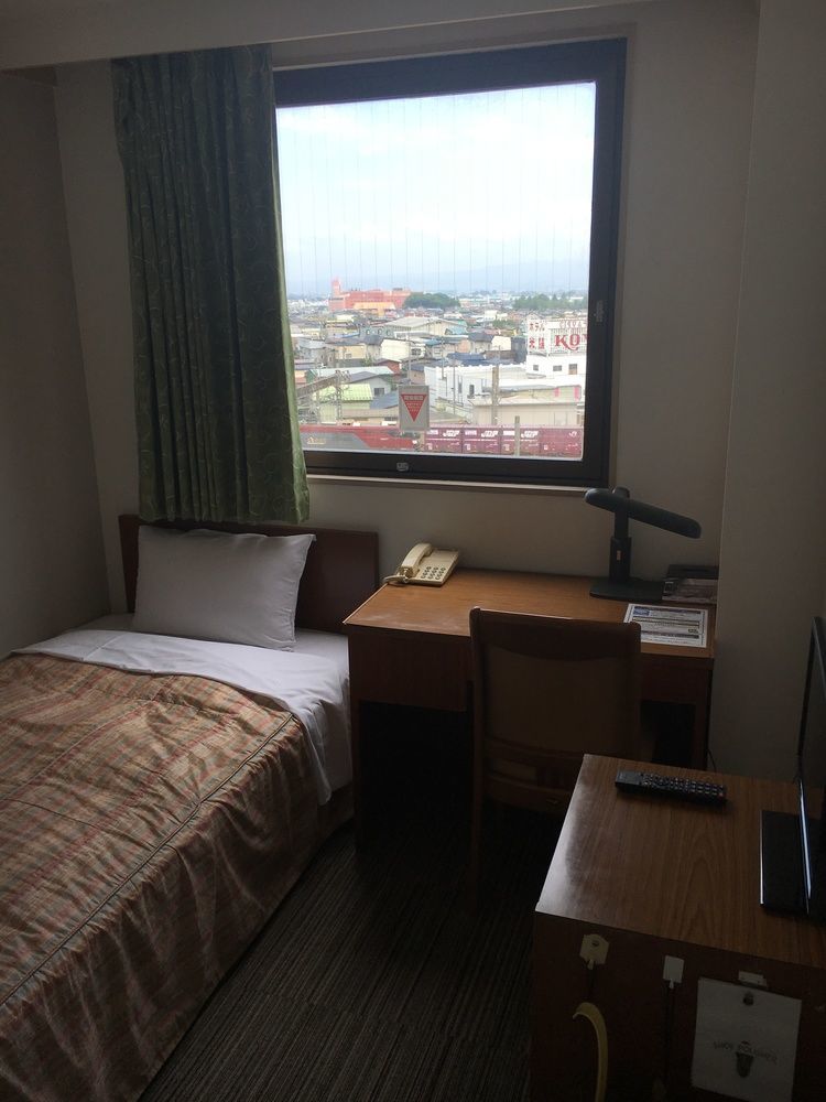 Hirosaki Prince Hotel Exterior photo